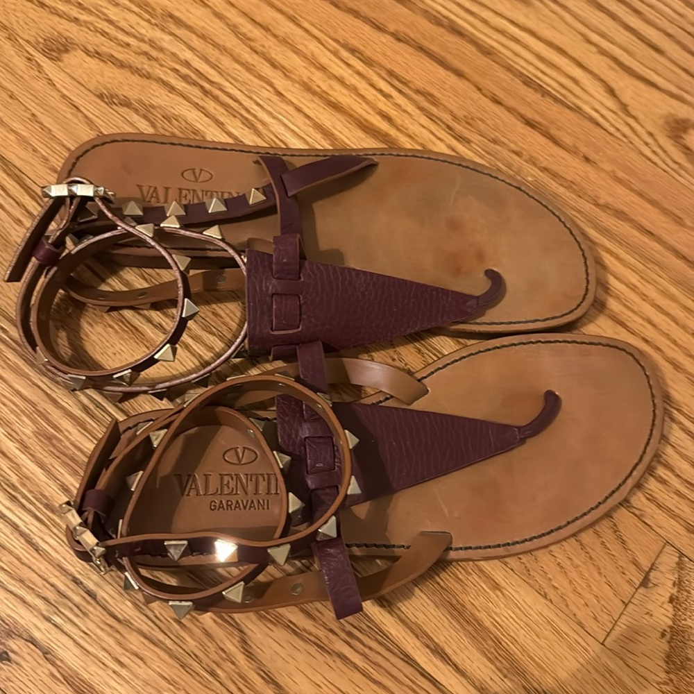 Valentino Rockstud Ankle Wrap Gladiator Sandals Burgundy Sz 35